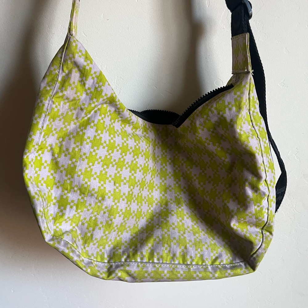 Baggu Medium Crescent bag